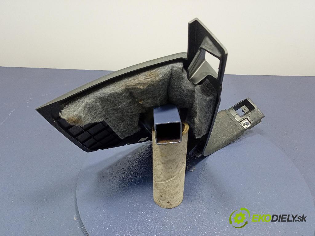 Audi SQ8 2022 kryt Plast: Interiéry: 4M1867271C