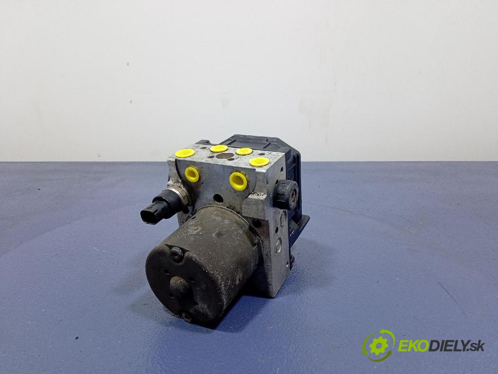 Vw Passat 2002 čerpadlo ABS x 4B0614517G