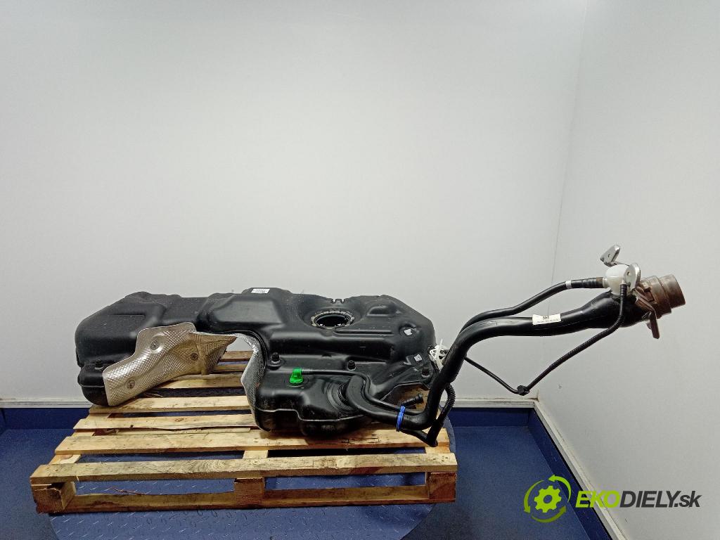 Audi SQ8 2022 Nádrž: Paliva: 4M0201021GL