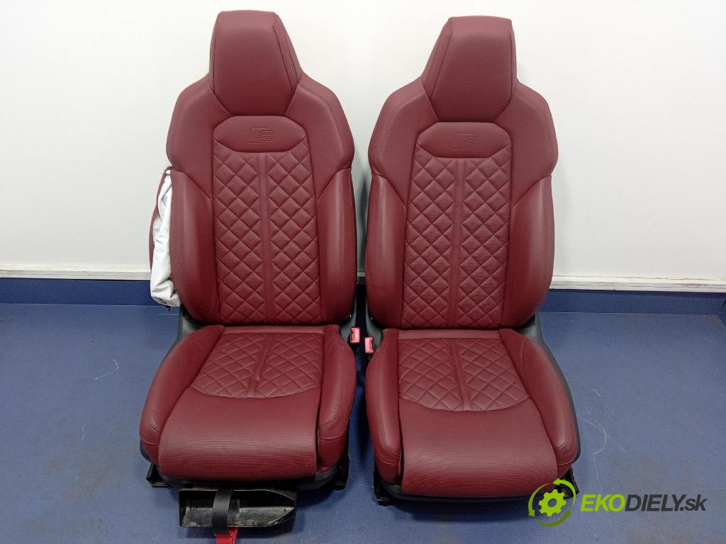 Audi SQ8 2022 sedačke: Soubor.