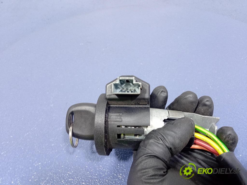 Opel Movano 2003 Spínač zapalování.