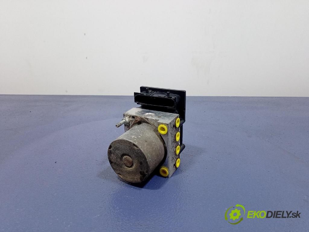 Toyota Avensis 2004 čerpadlo ABS x 44510-05042