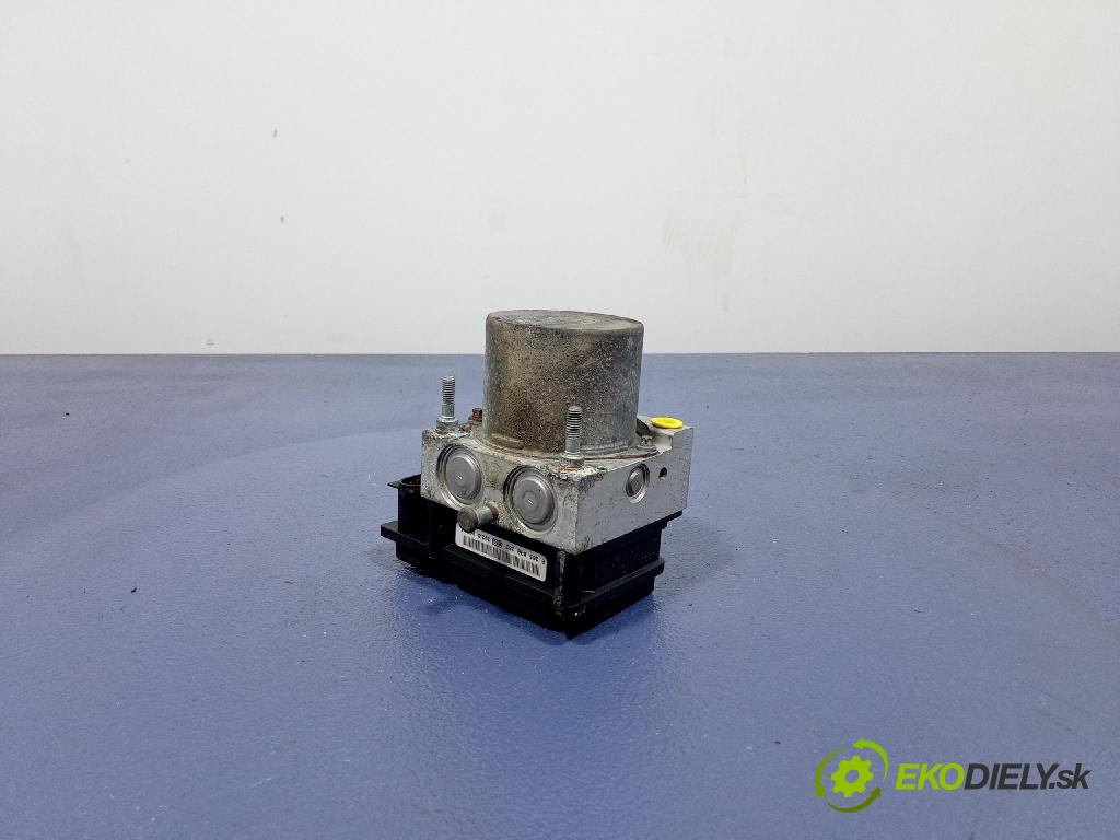 Toyota Avensis 2004 čerpadlo ABS x 44510-05042