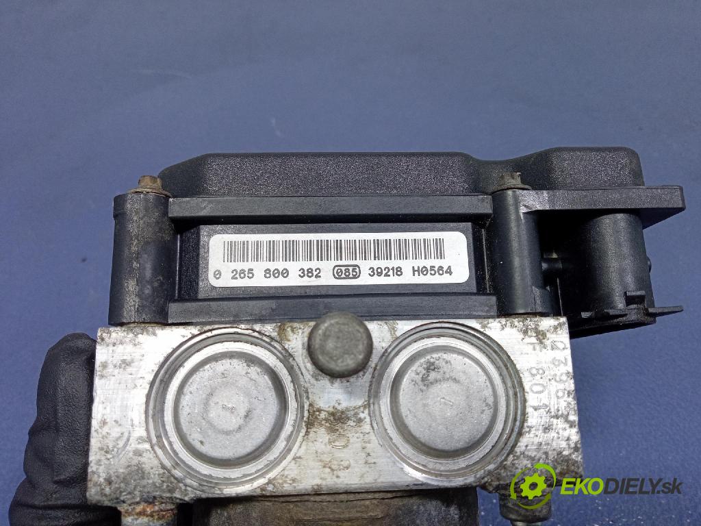 Toyota Avensis 2004 čerpadlo ABS x 44510-05042