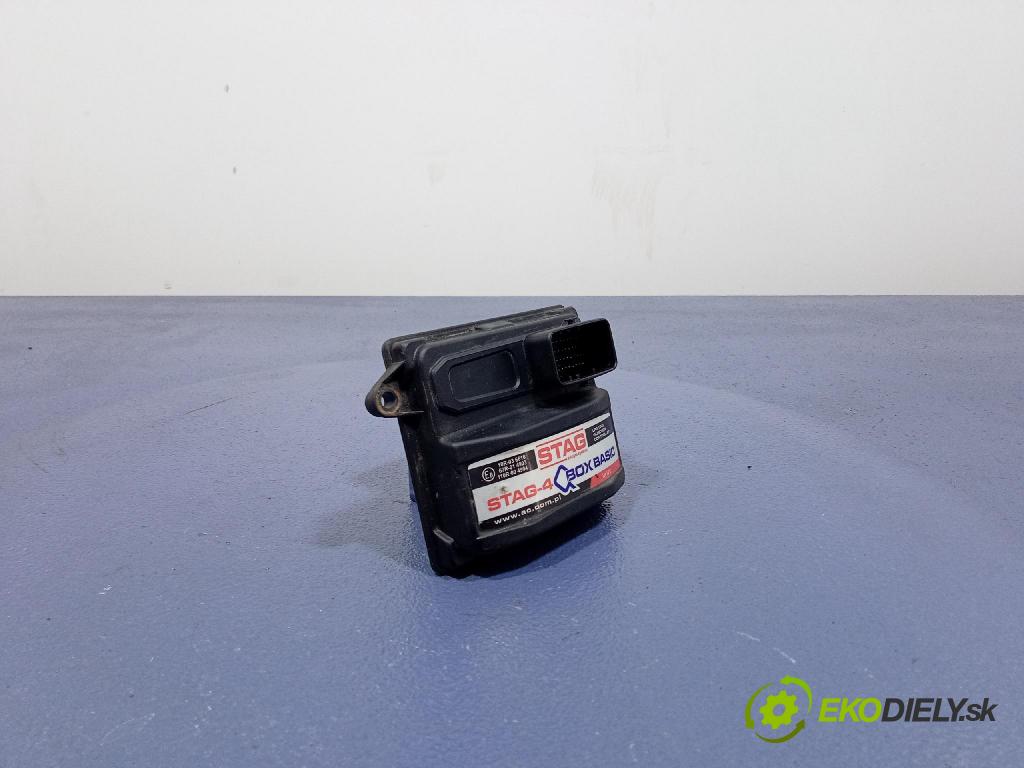 Toyota Avensis 2004 instalace x 10R-03 6616