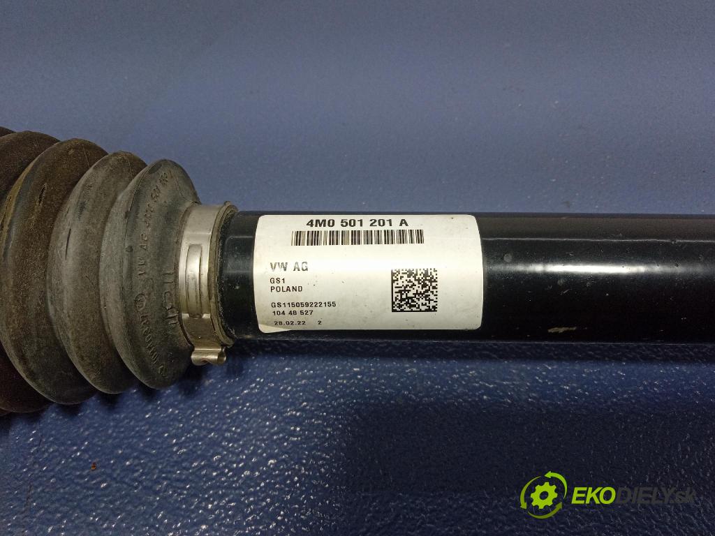 Audi SQ8 2022 poloos Práva: Zad: 4M0501201A