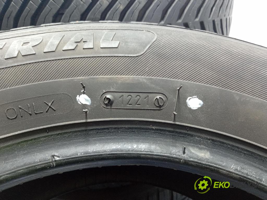 Vw Passat 2004 pneumatiky: Víceúrovňové 3528704544189