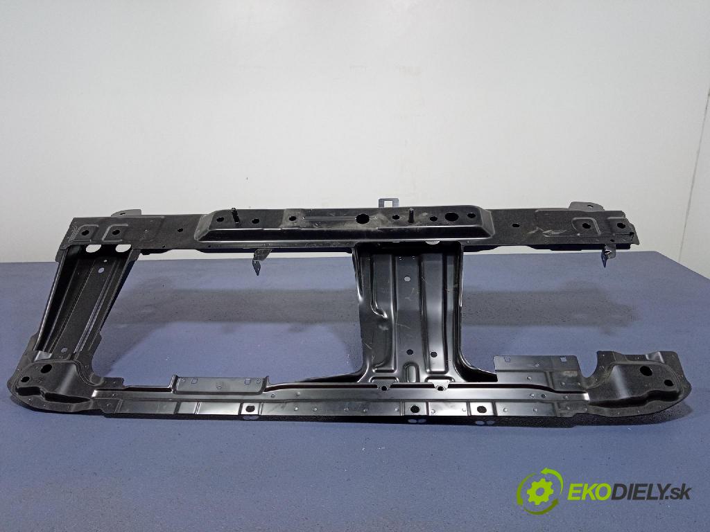 Audi SQ8 2022 Sedadlo zadní 4M8885677