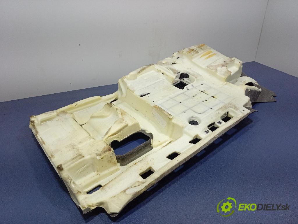 Audi SQ8 2022 koberec do auta 4M8863103