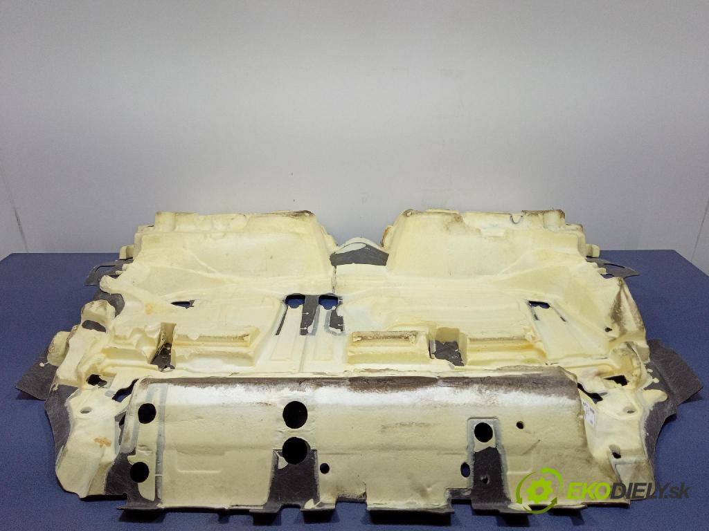 Audi SQ8 2022 koberec do auta 4M8863019T