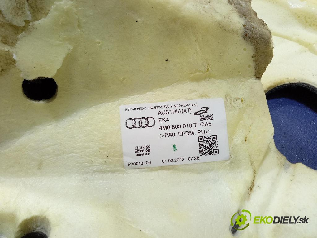 Audi SQ8 2022 koberec do auta 4M8863019T