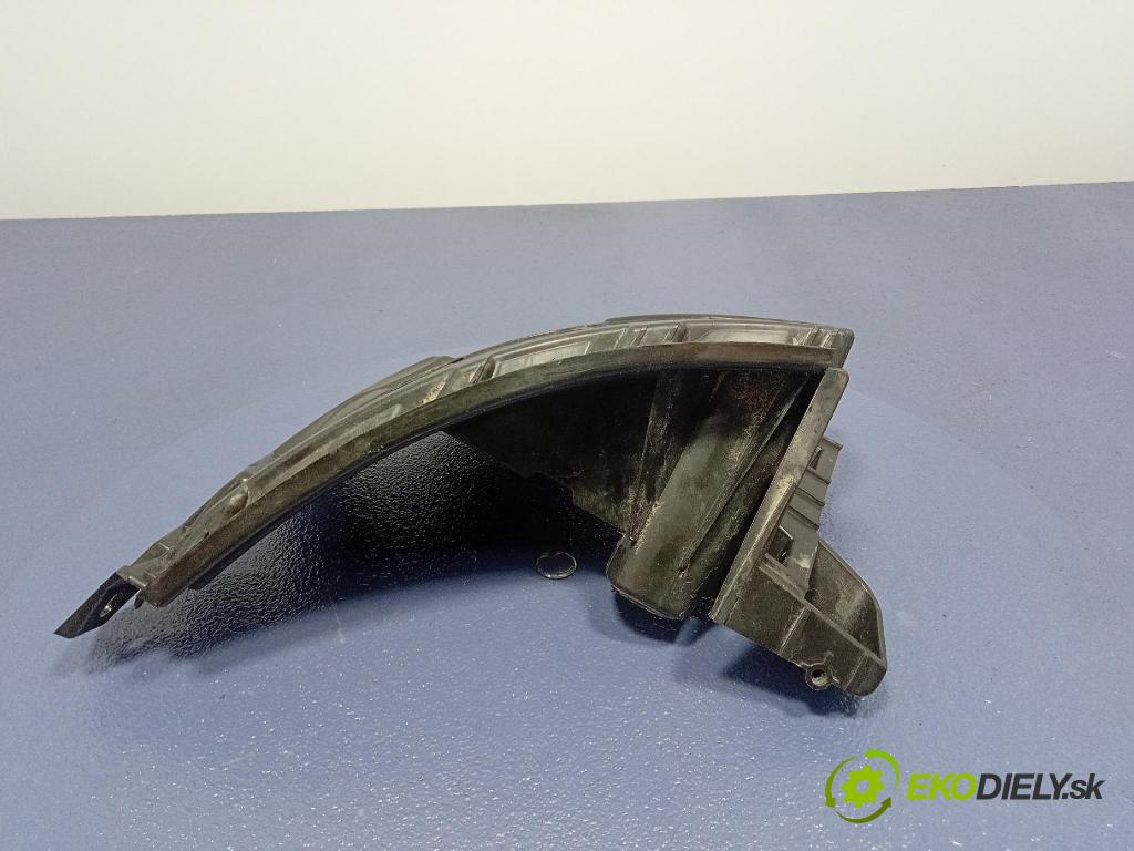 Audi SQ8 2022 Upevnenie: narazník 4M8807394