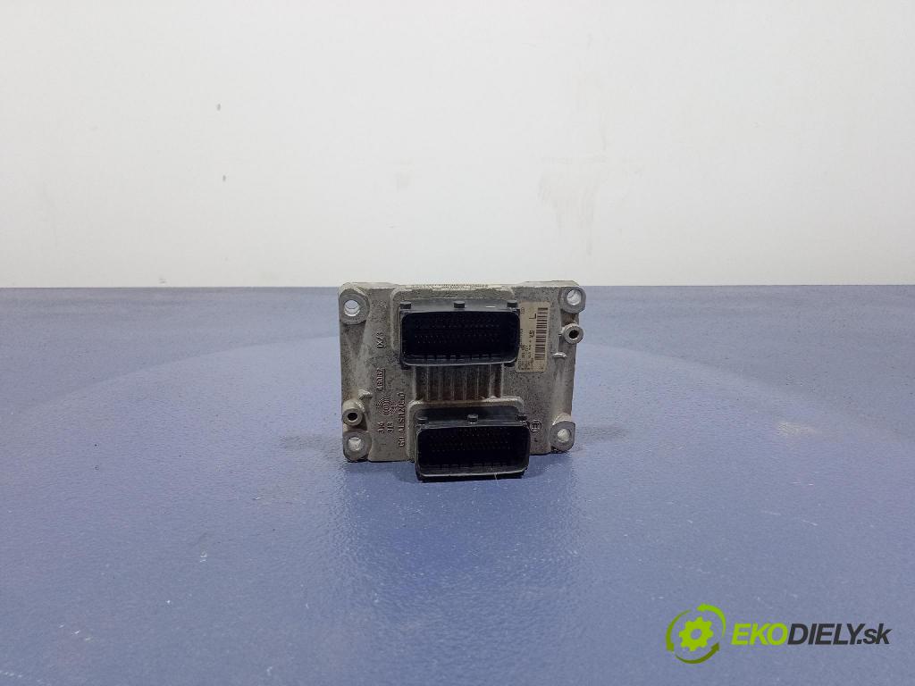 Fiat Bravo 2008 řídící jednotka Motor: 0261201635