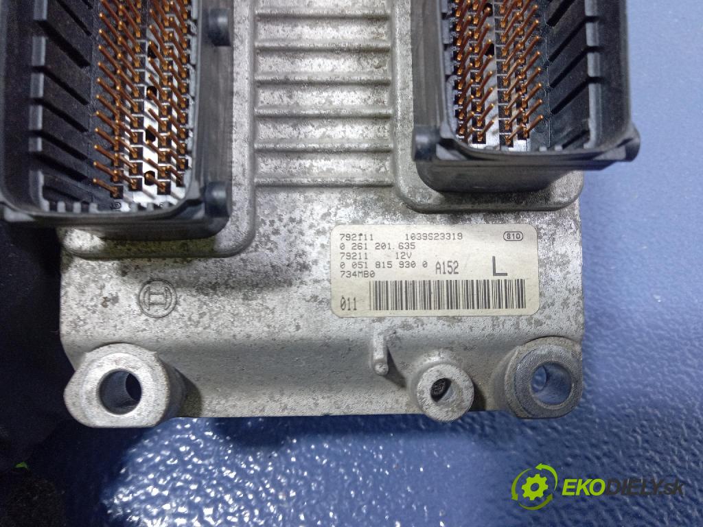 Fiat Bravo 2008 řídící jednotka Motor: 0261201635