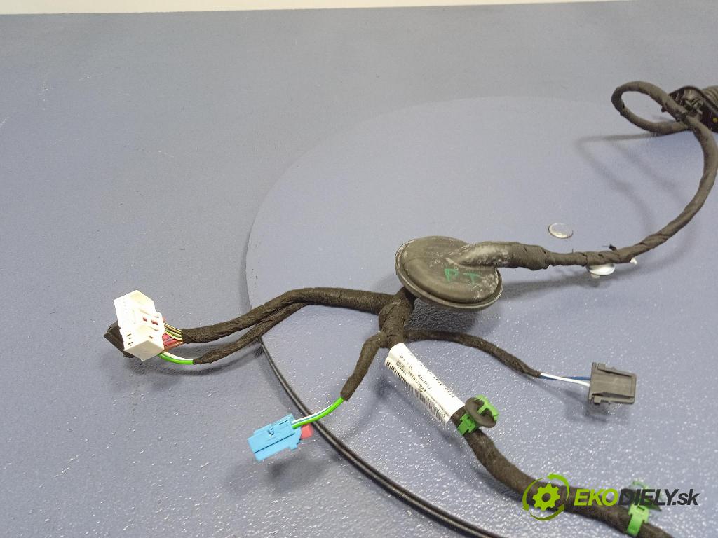 Audi SQ8 2022 inštalácia Elektrický: 4M8971687JE