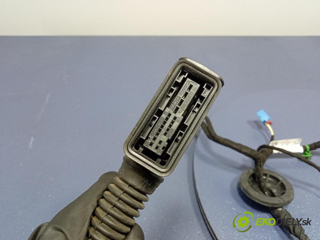 Audi SQ8 2022 inštalácia Elektrický: 4M8971687JE