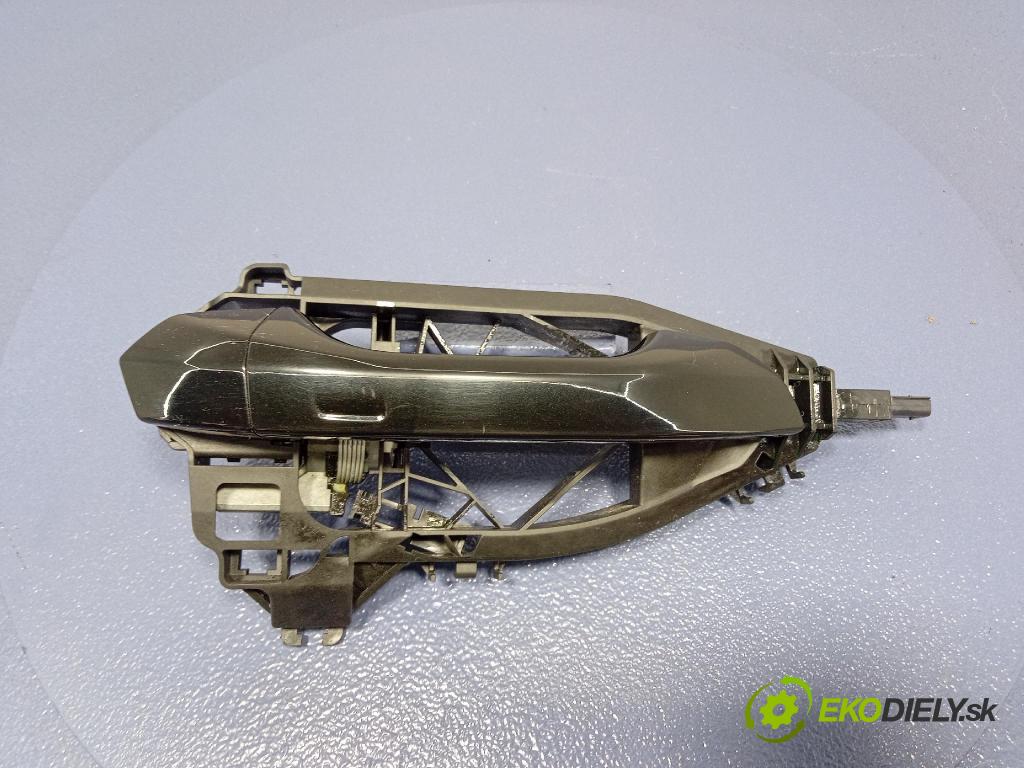 Audi SQ8 2022 rukoväť Predné Prava: 4M8837206B