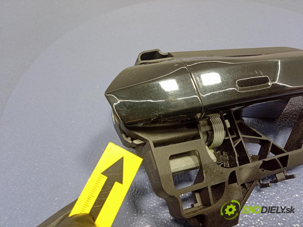 Audi SQ8 2022 rukoväť Predné Prava: 4M8837206B