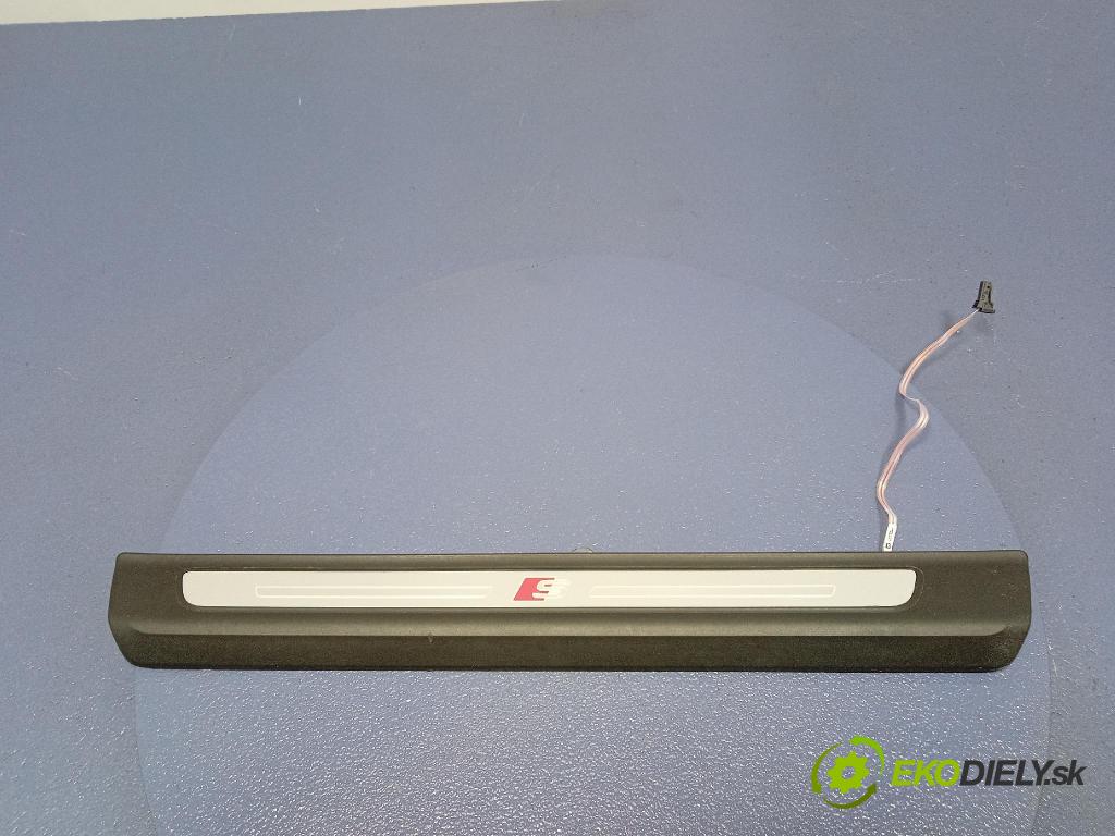 Audi SQ8 2022 lišta Práh: 4M8947405A