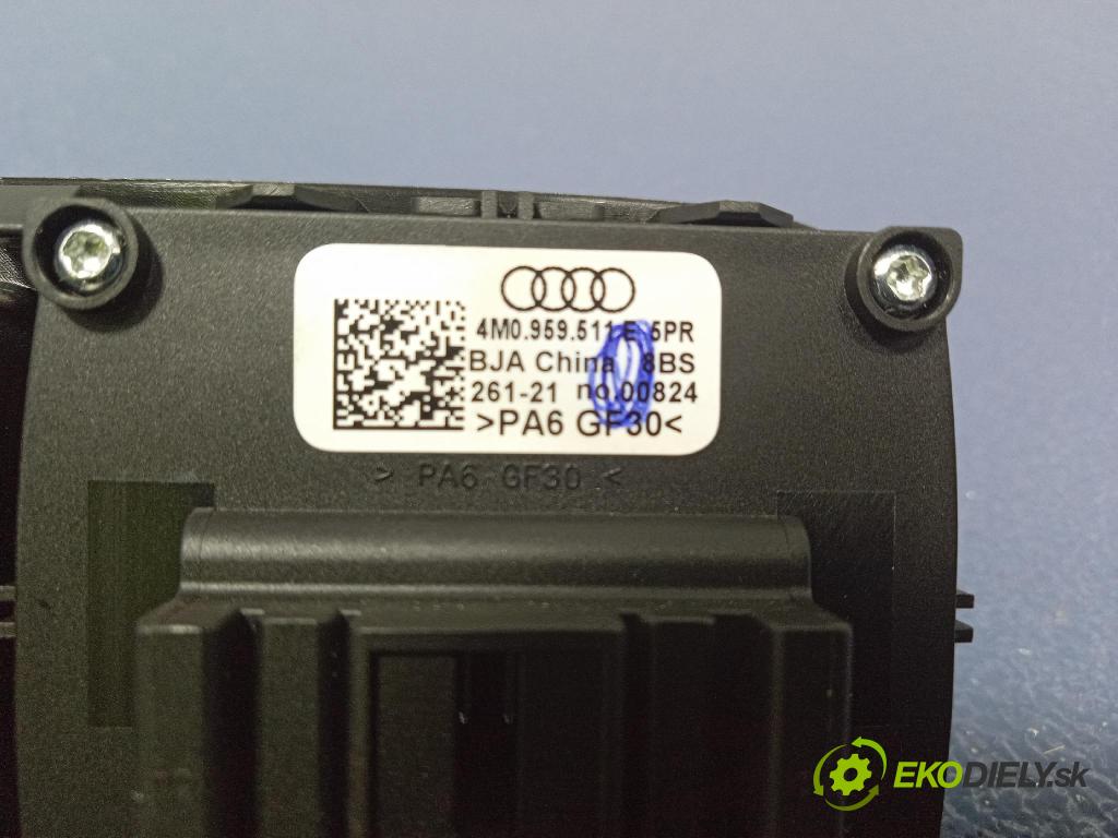 Audi SQ8 2022 prepínač 4M0959511E