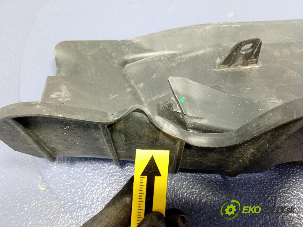 Audi SQ8 2022 kryt Plast: podvozek: 4M0505415