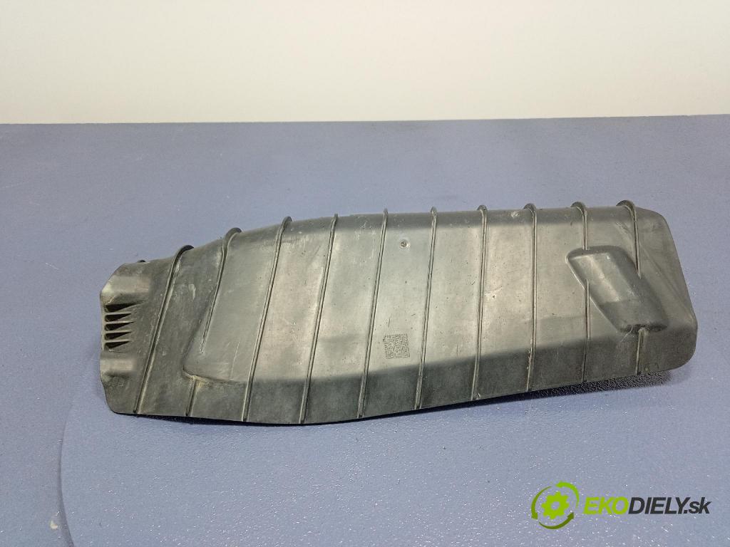 Audi SQ8 2022 kryt Plast: podvozek: 4M0505415