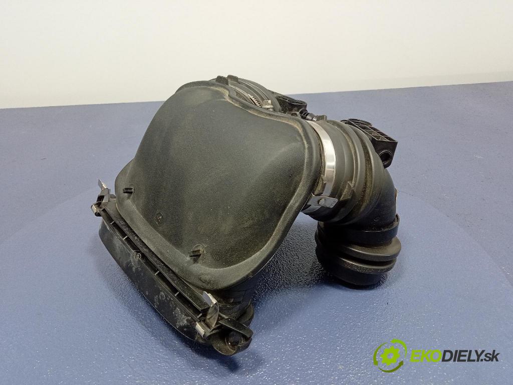 Audi SQ8 2022 Prívod: Vzduch: 06M129684H