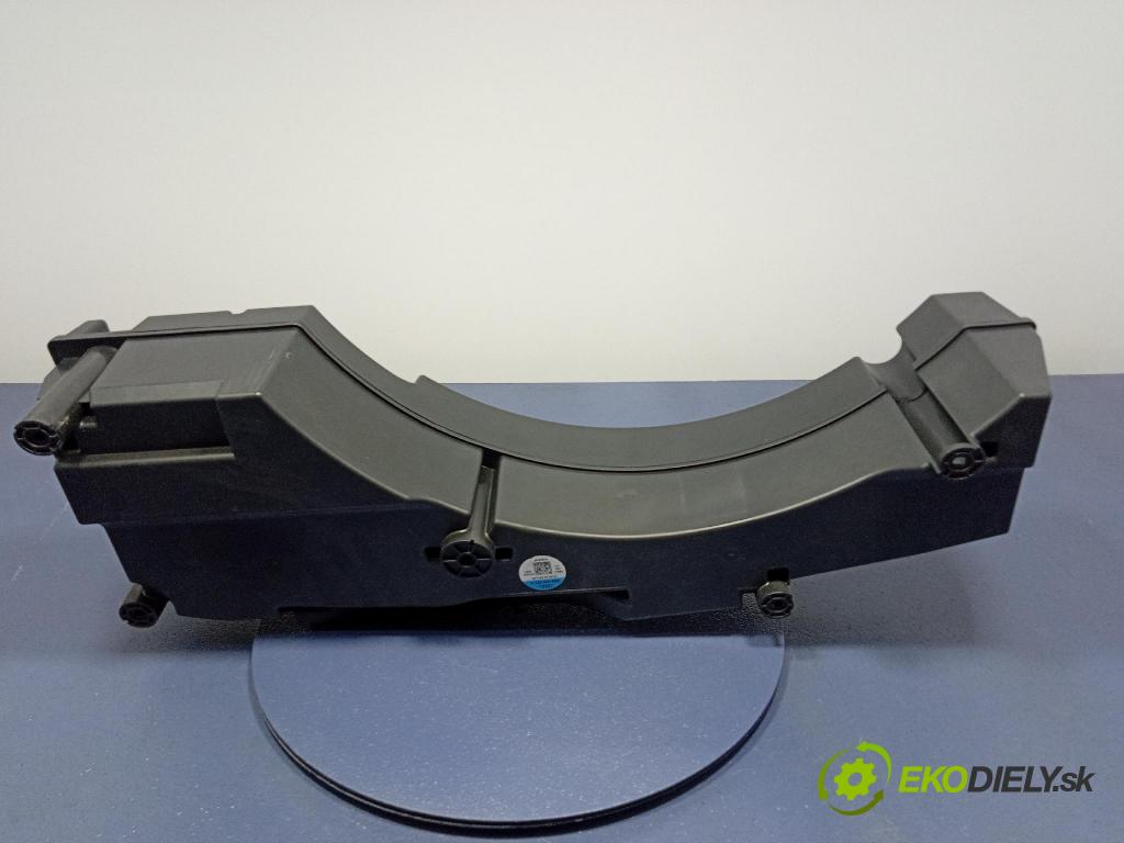 Audi SQ8 2022 Reproduktor / Subwoofer: 4M8035621A