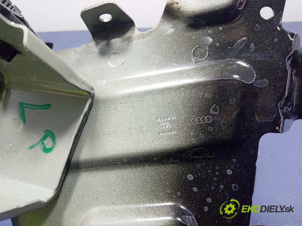 Audi SQ8 2022 blatník Predné v pravo: 4M8821131A