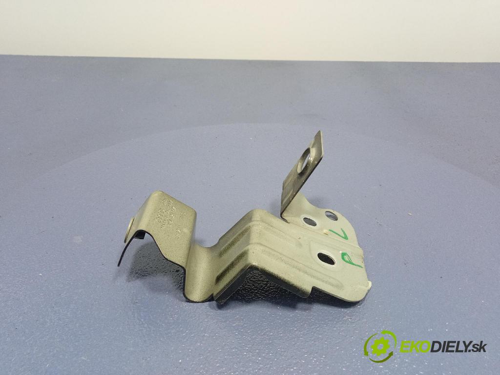 Audi SQ8 2022 blatnik před Levý: 4M8821167