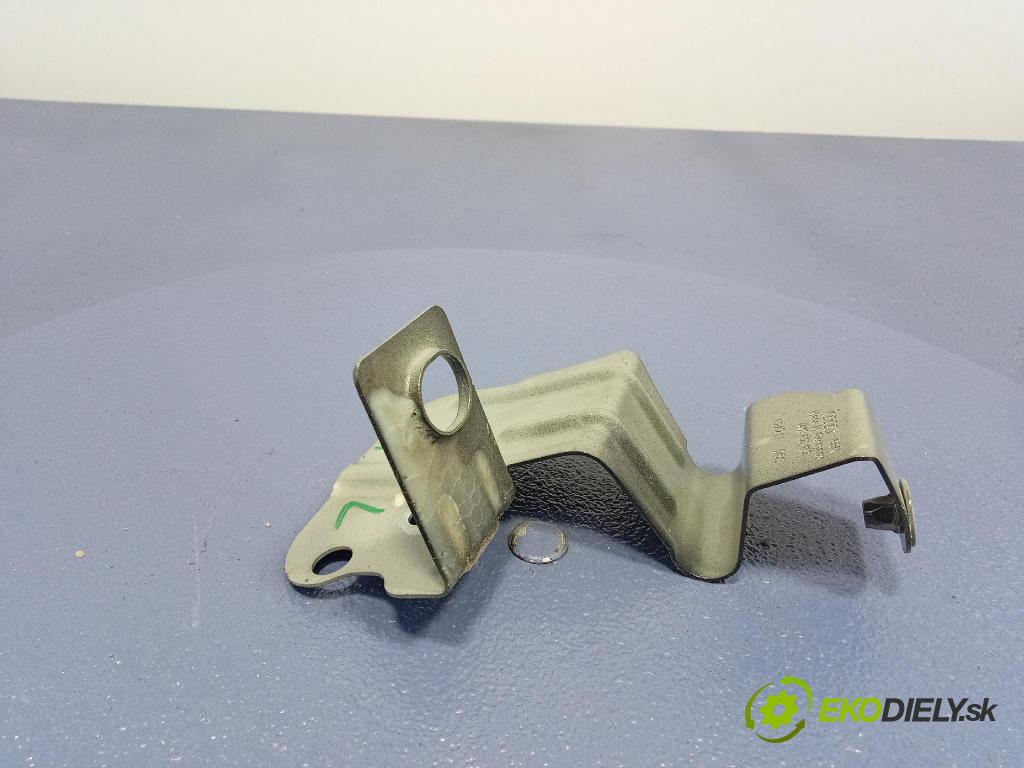 Audi SQ8 2022 blatnik před Levý: 4M8821167