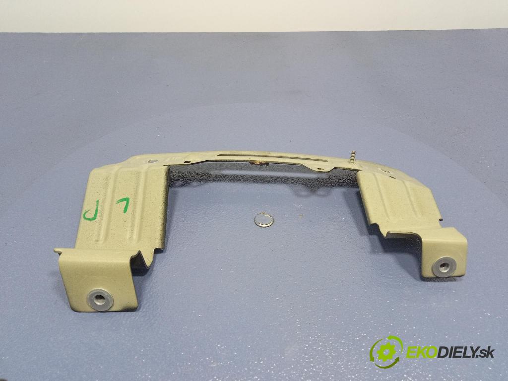 Audi SQ8 2022 blatnik před Levý: 4M8821431