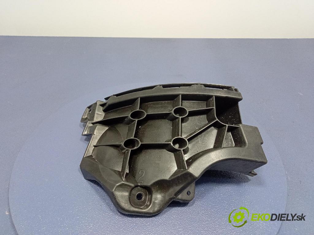 Audi SQ8 2022 Upevnenie: narazník 4M8807393