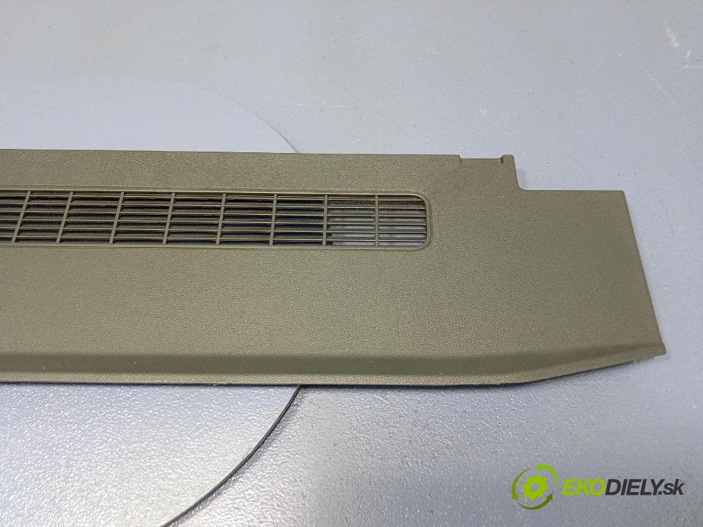 Audi SQ8 2022 kryt Plast: Interiéry: 4M8861486