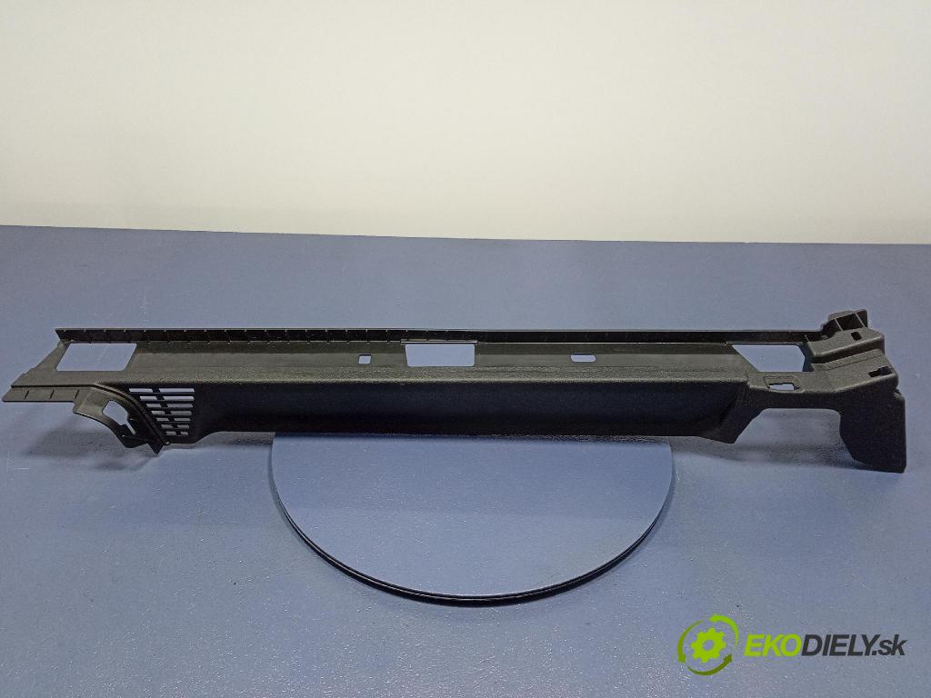 Audi SQ8 2022 kryt Plast: Interiéry: 4M8863527