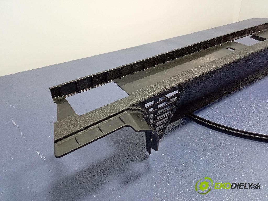 Audi SQ8 2022 kryt Plast: Interiéry: 4M8863527