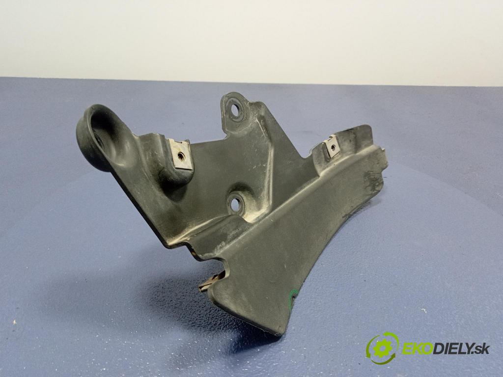 Audi SQ8 2022 blatník: plastický: Zad: 4M8854815A