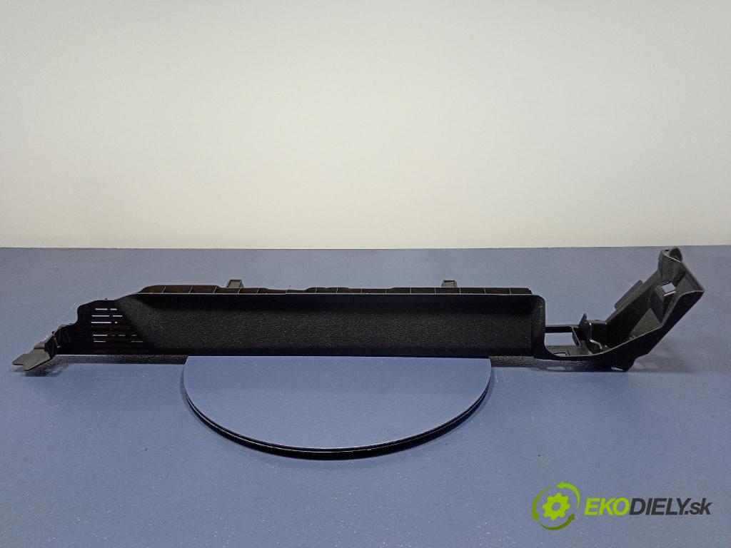 Audi SQ8 2022 kryt Plast: Interiéry: 4M8863528