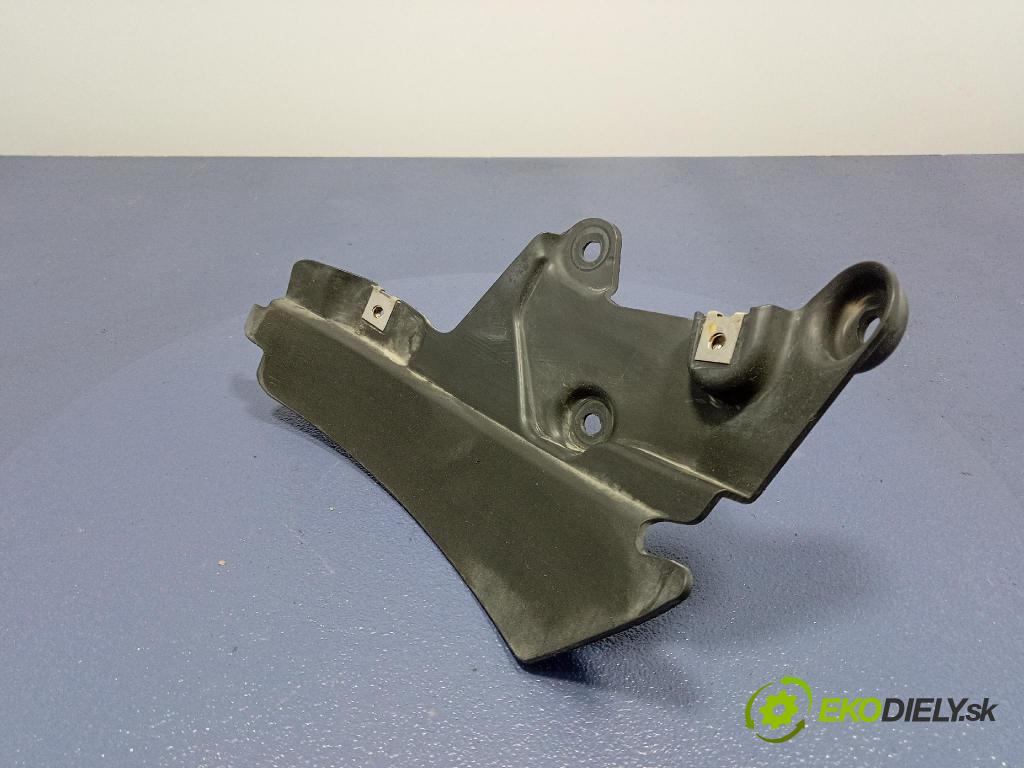 Audi SQ8 2022 blatník: plastický: Zad: 4M8854816A