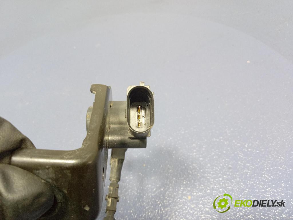 Audi SQ8 2022 snímač 4M0907504A