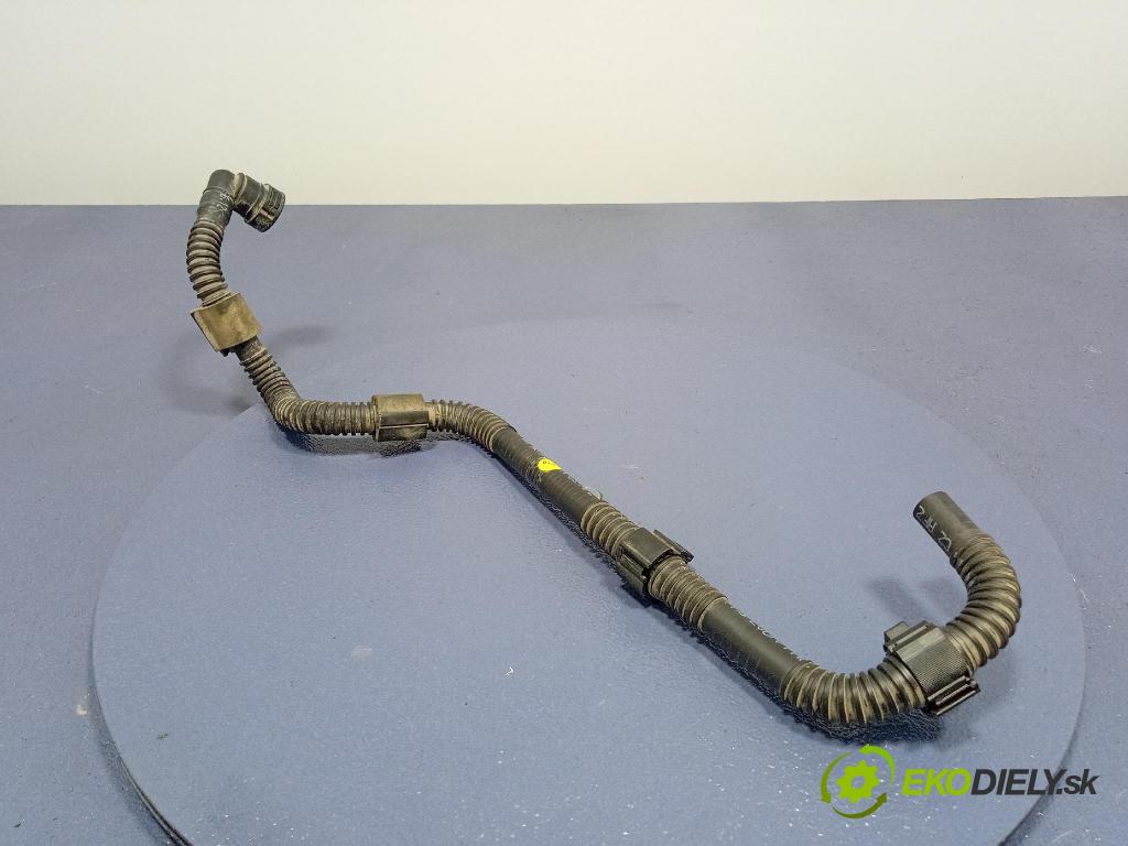 Audi SQ8 2022 trubka Vzduch: 4M4201997P