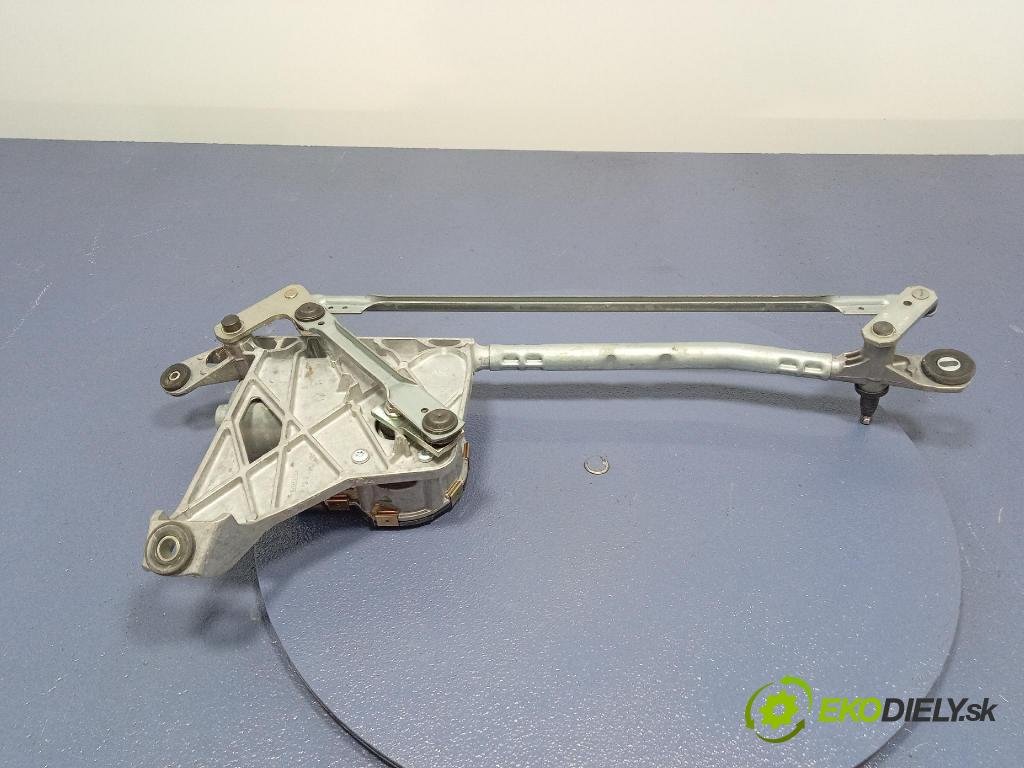 Audi SQ8 2022 mechanizmus motor: Stierače: Predné 4M8955023B