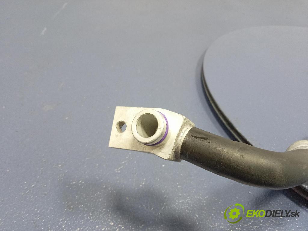 Audi SQ8 2022 rúrka Klimatizácia: 4M1816740N