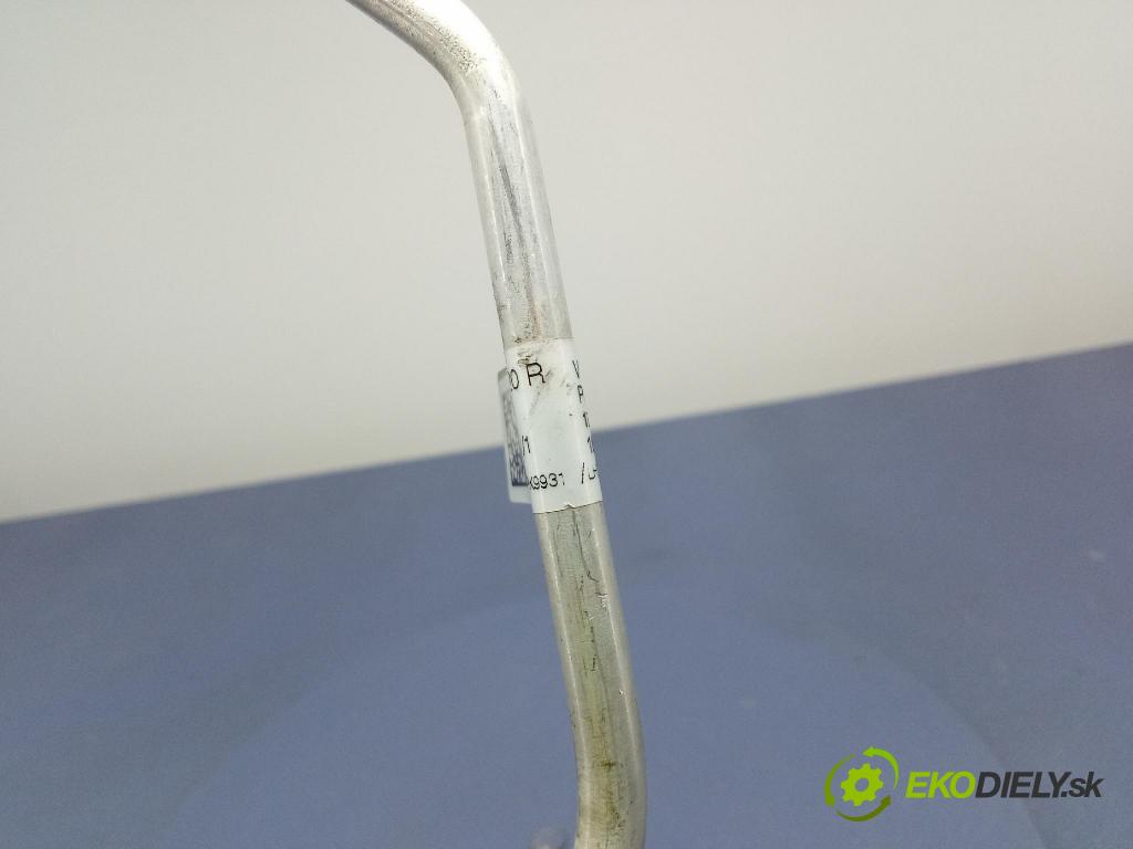 Audi SQ8 2022 rúrka Klimatizácia: 4M1816720R