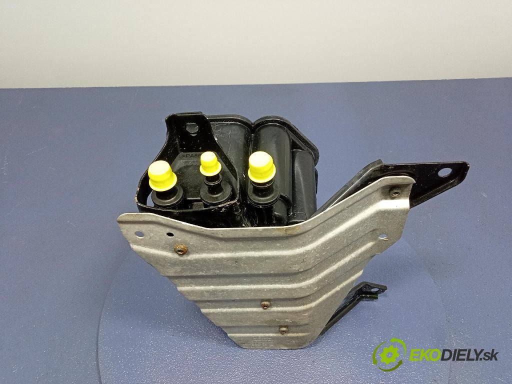 Audi SQ8 2022 Nádrž: Uhlí Aktivní 4M4201801