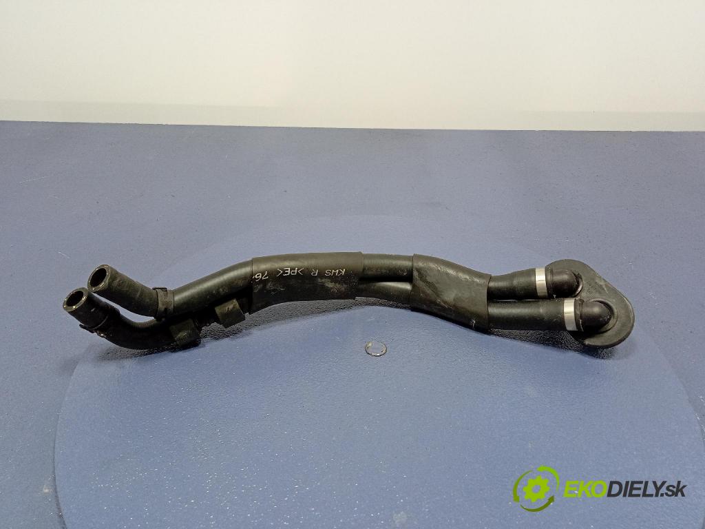 Audi SQ8 2022 rúrka Chladič: 4M0819350F