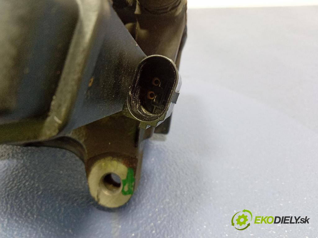 Audi SQ8 2022 brzdič brzdový zad v pravo: 4M0406CA