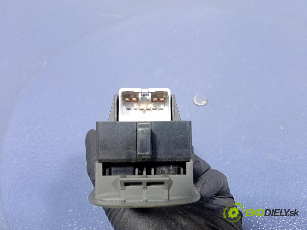 Suzuki Ignis 2001 Přepínač Sklenka: 37990-75F0