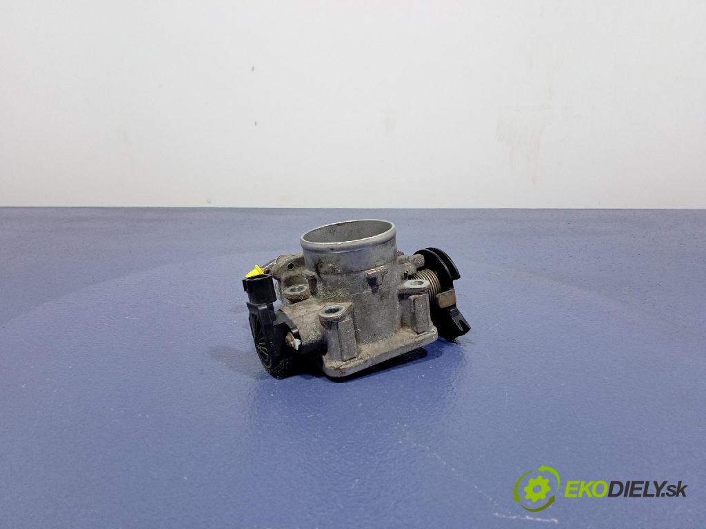 Suzuki Ignis 2001 škrticí klapka 18117-78F01