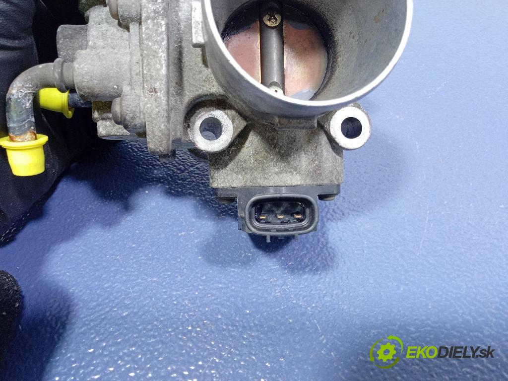 Suzuki Ignis 2001 škrticí klapka 18117-78F01